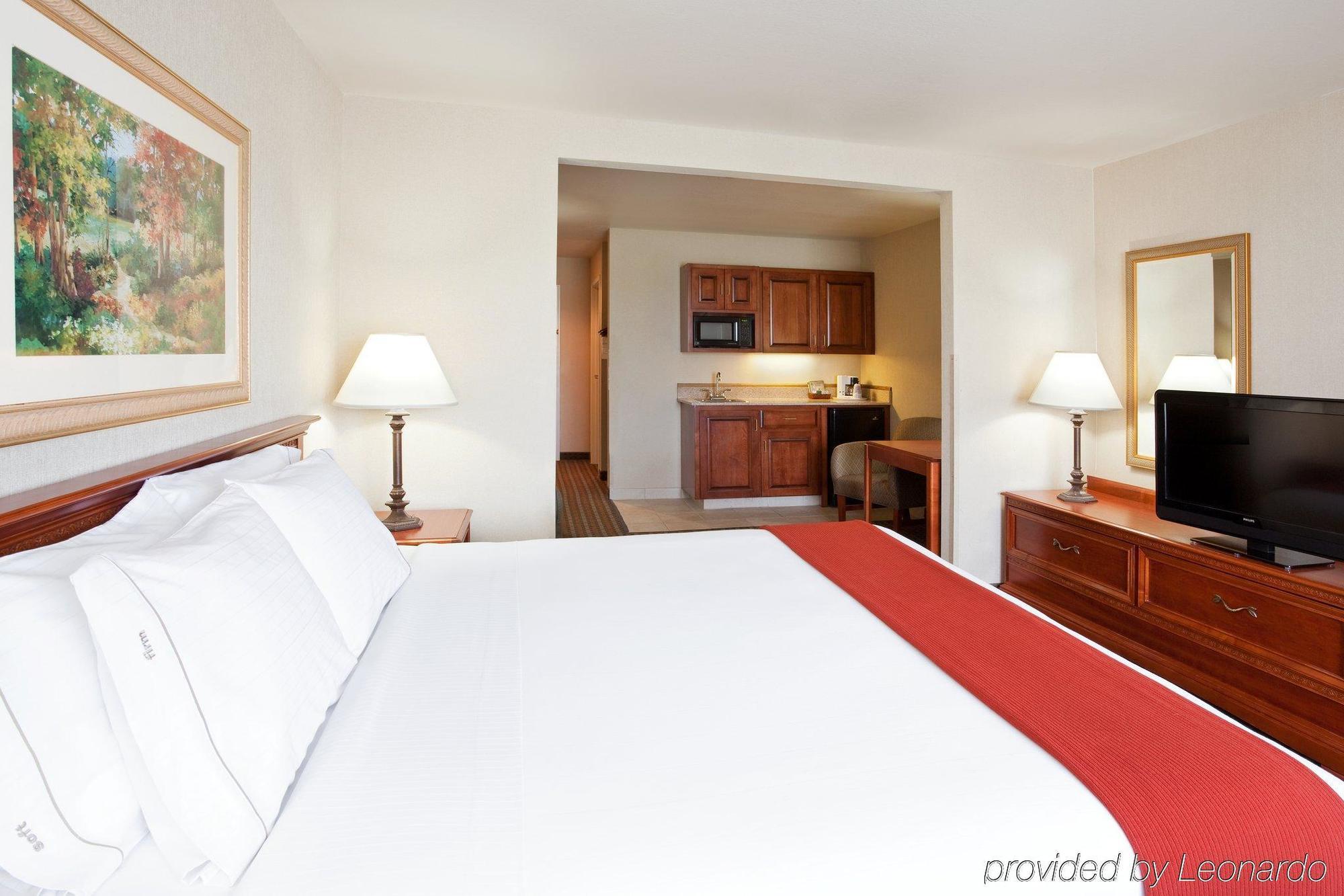 Holiday Inn Express Hotel & Suites Columbus Southeast Groveport By Ihg Extérieur photo