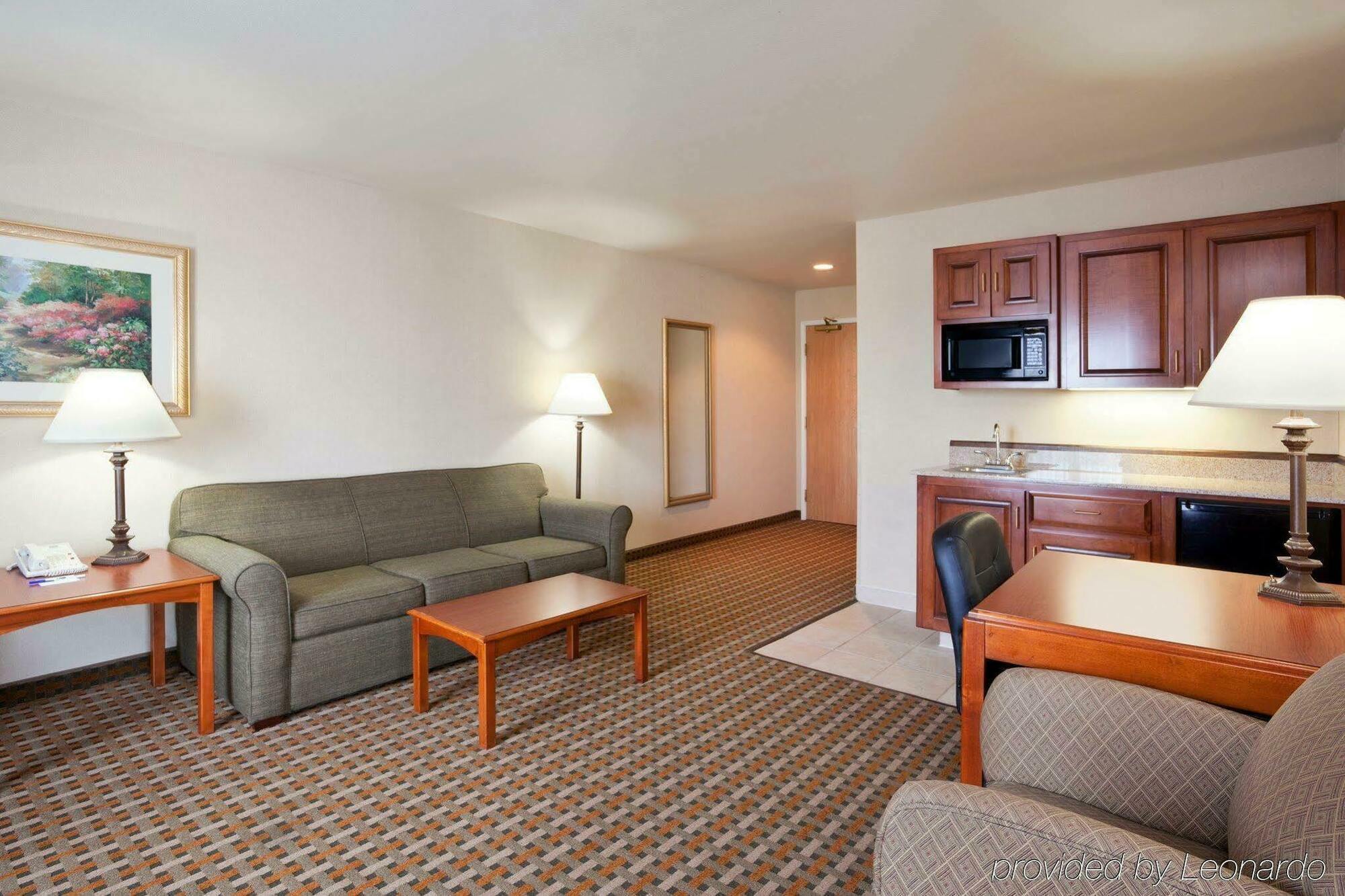 Holiday Inn Express Hotel & Suites Columbus Southeast Groveport By Ihg Extérieur photo